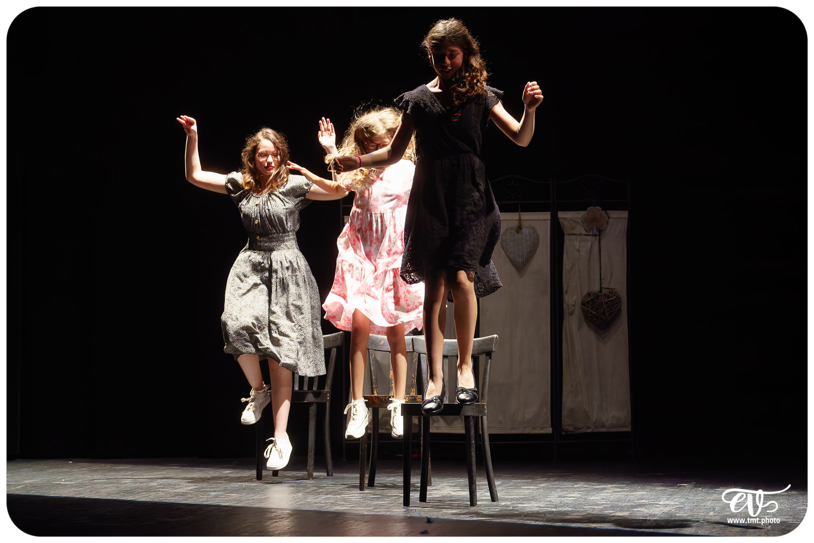 LES FEMMES SAVANTES (ATELIER THÉÂTRE DU COLLÈGE FOCH)